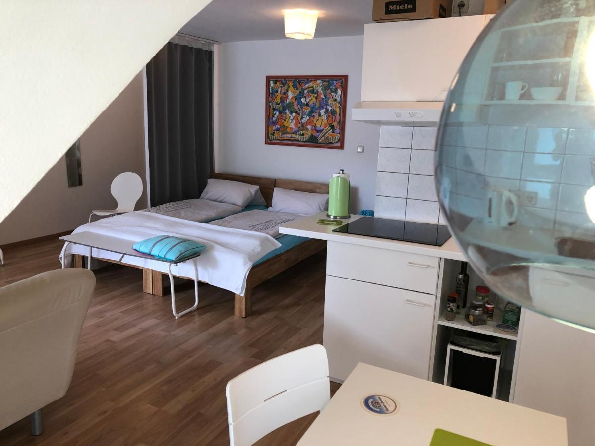 Studio Ochsenfurt Mit Sonnigem Balkon Zewnętrze zdjęcie
