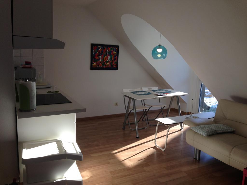 Studio Ochsenfurt Mit Sonnigem Balkon Zewnętrze zdjęcie